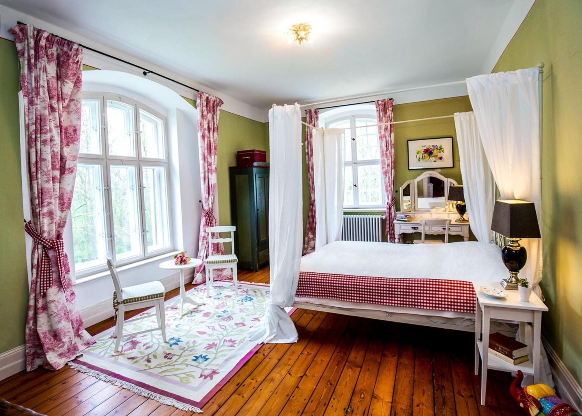 Gutshaus Penzlin Villa Meyenburg  Eksteriør bilde